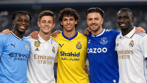 Simone Inzaghi celebrating with his Inter Milan players after beating Barcelona.
